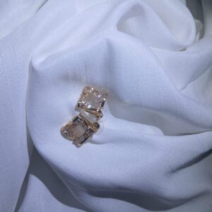 💖 The Glitz Cube Huggie Hoops