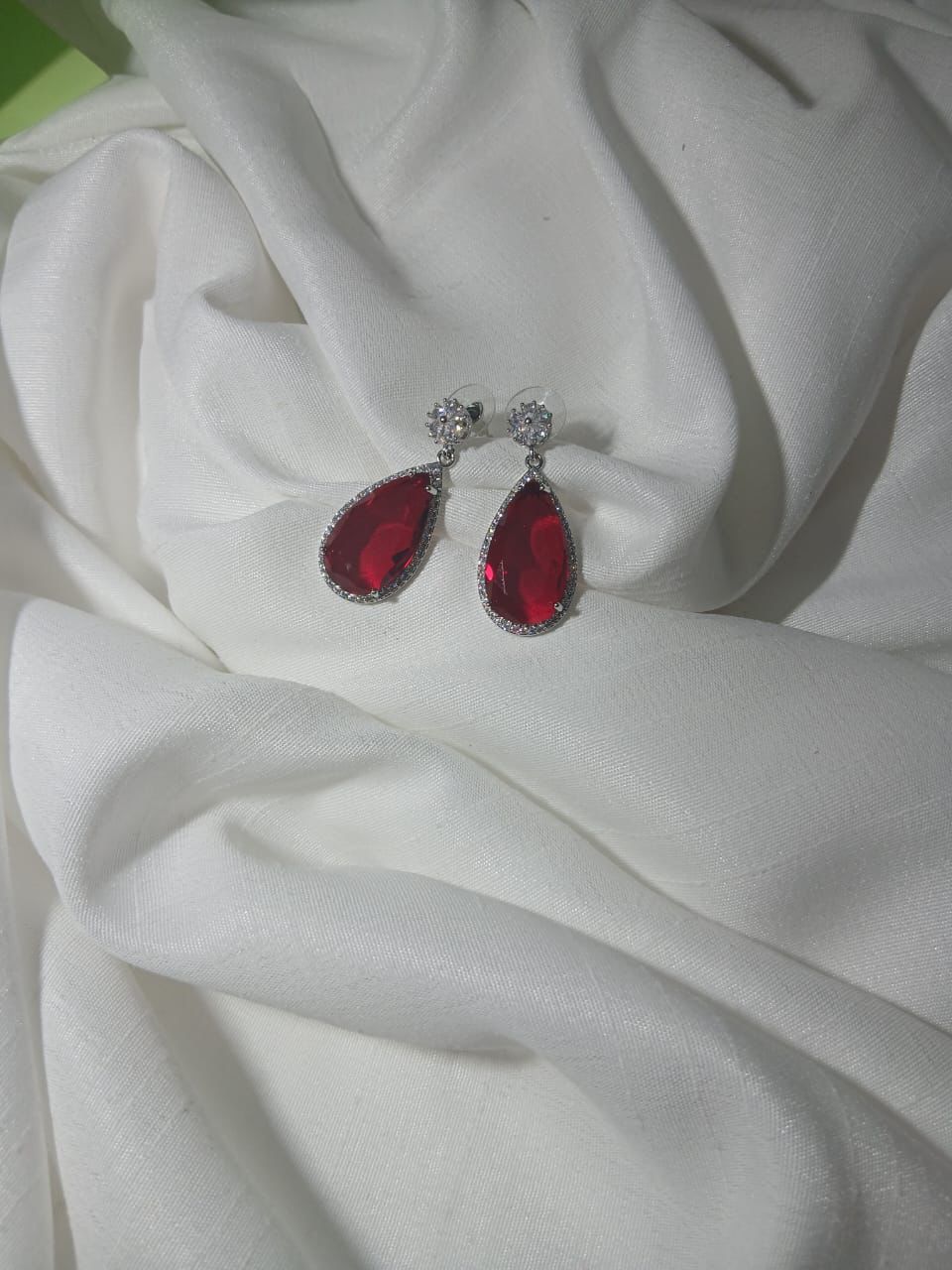 ❤️Ruby-Red Teardrop Dangle Earrings